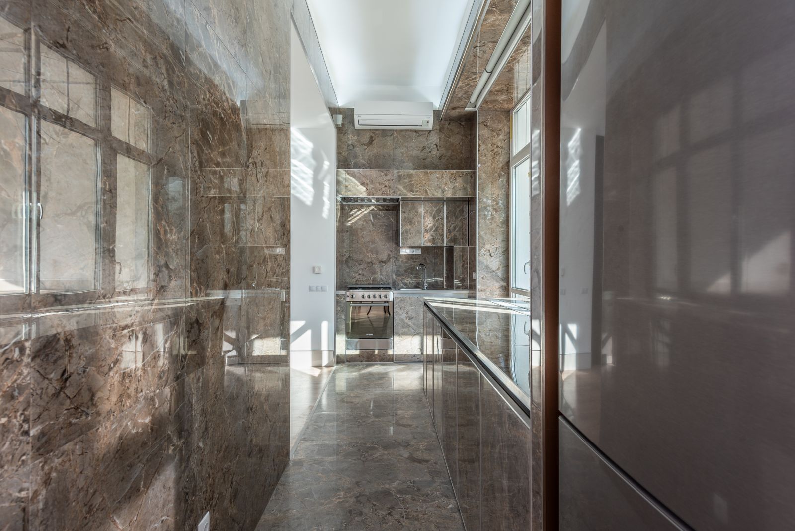 Stone tones, from wall to floor